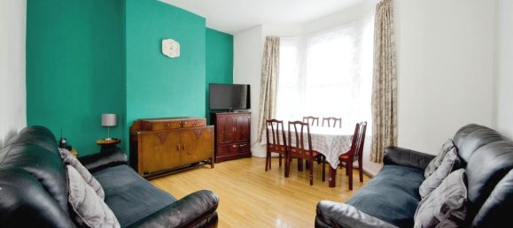 2 bedrooms Apartment in London, United Kingdom No. 11648 3
