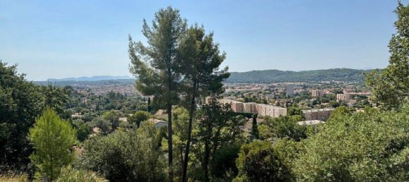 3 bedrooms House in Draguignan, France No. 326985 2