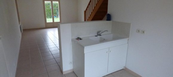 2 bedrooms House in Estissac, France No. 40897 2