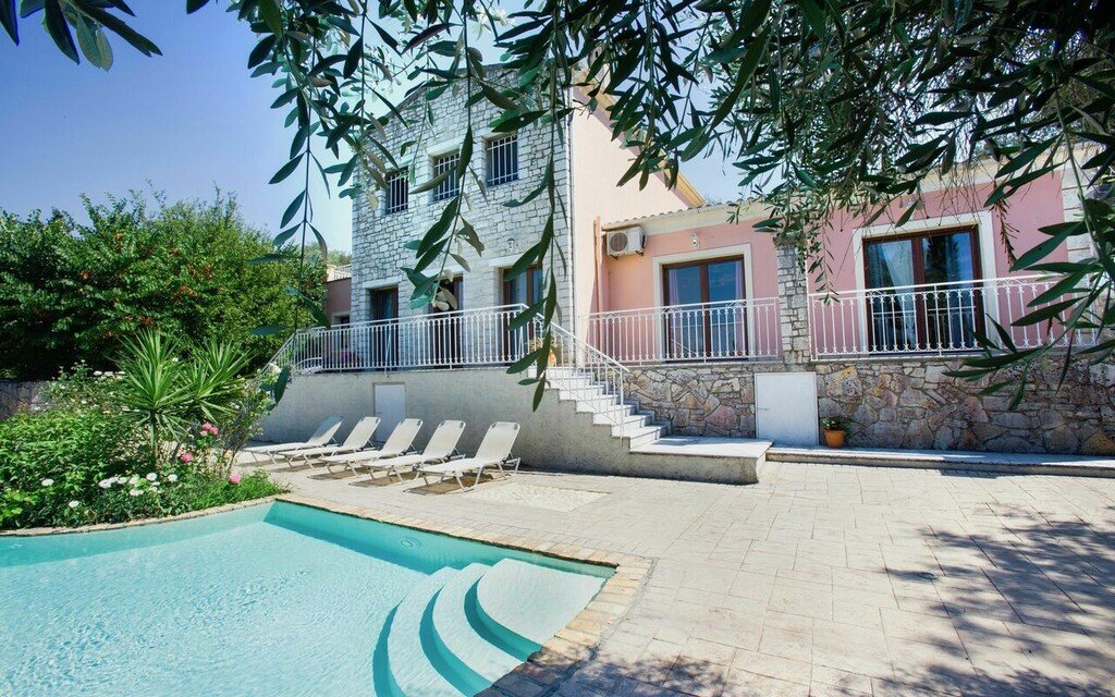 4 bedrooms Villa in Corfu, Greece No. 5341
