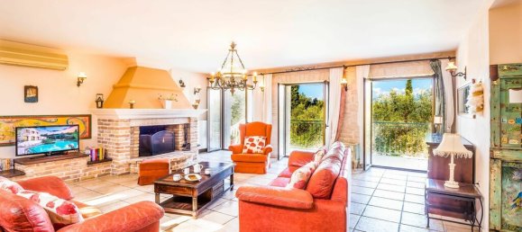 4 bedrooms Villa in Corfu, Greece No. 5341 7