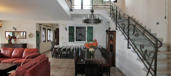 4 bedrooms Villa in Corfu, Greece No. 5341 11