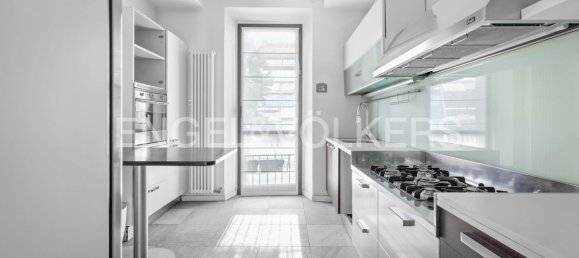 3 bedrooms Penthouse in Busto Arsizio, Italy No. 286085 6