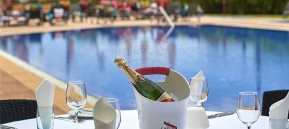 Квартира с 1 спальней в Картейра, Португалия № 36799 12