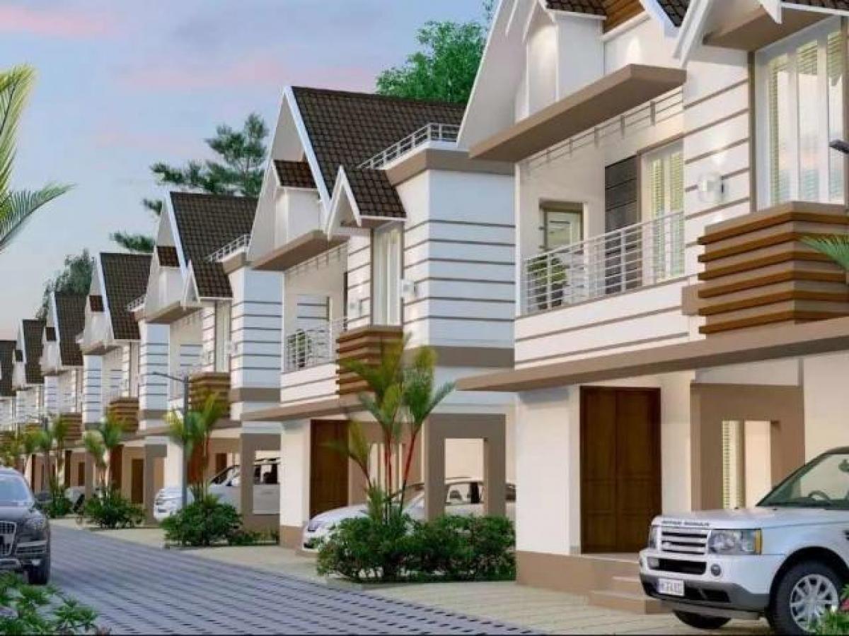 4 bedrooms House in Thrissur, India No. 53565