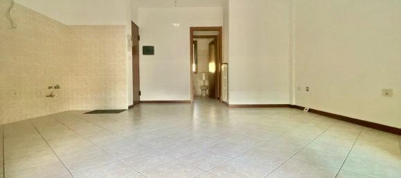 Квартира с 2 спальнями в Ченто, Италия № 355146 17