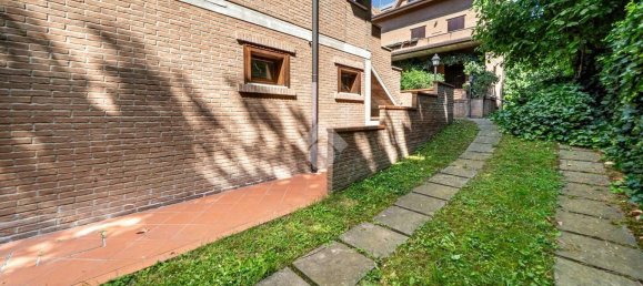 Дом с 7 комнатами в Формиджине, Италия № 24242 10