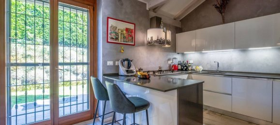 5 غرف نوم فيلا في Pecetto Torinese, Italy رقم 363166 14