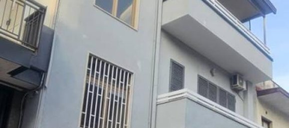 4 rooms Apartment in San Giuseppe Vesuviano, Italy No. 118613 3