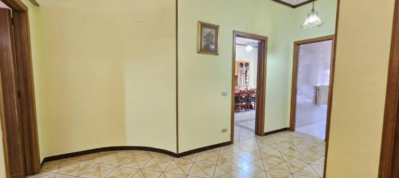 4 rooms Apartment in San Giuseppe Vesuviano, Italy No. 118613 33