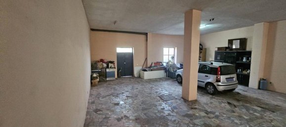 4 rooms Apartment in San Giuseppe Vesuviano, Italy No. 118613 8