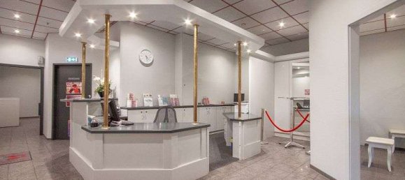 20-salle Bâtiment à Solingen, Germany No. 43198 9