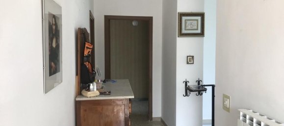 4 Schlafzimmer Haus in Alvito, Italy, Nr. 55822 23