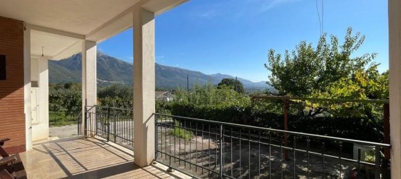 4 Schlafzimmer Haus in Alvito, Italy, Nr. 55822 17