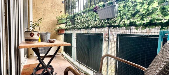 Apartamento de 2 dormitorios en Marseille, France No. 326794 3