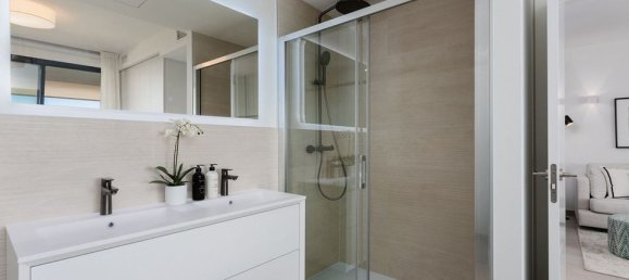 Квартира с 2 спальнями в Фуэнхирола, Испания № 179967 18