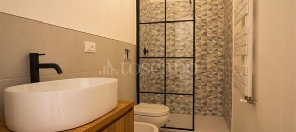4 rooms Apartment in Siena, Italy No. 49669 21