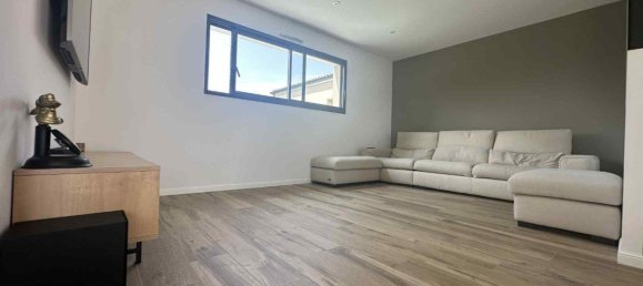 Casa de 4 dormitorios en Maine-et-Loire, France No. 307059 2