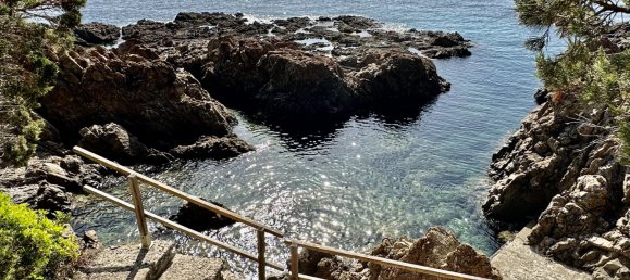 4 bedrooms Villa in Sari-Solenzara, France No. 94493 7