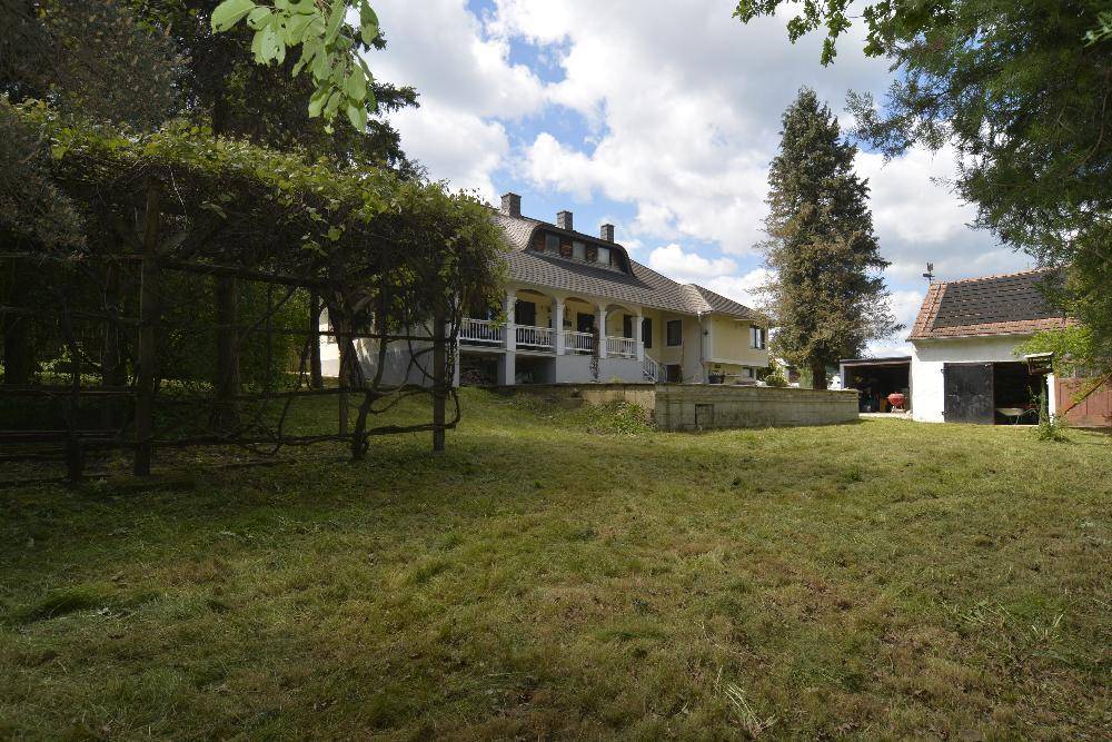 4 bedrooms House in Gussing, Austria No. 185810