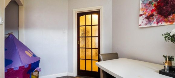 House in Nottingham, United Kingdom No. 2477 4