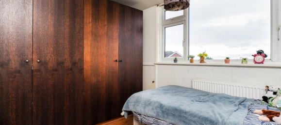 House in Nottingham, United Kingdom No. 2477 11