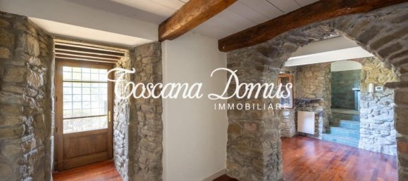 6 rooms House in Cortona, Italy No. 32706 13