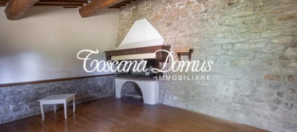 6 rooms House in Cortona, Italy No. 32706 14