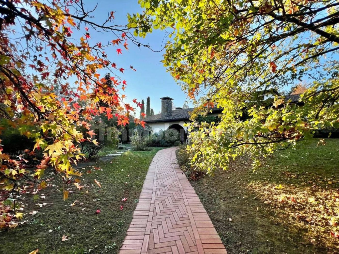 15 bedrooms Villa in Udine, Italy No. 333018