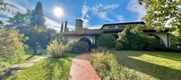 15 bedrooms Villa in Udine, Italy No. 333018 14