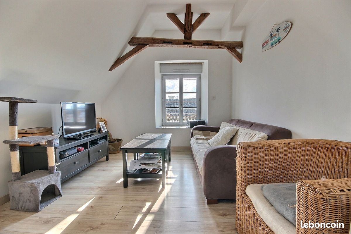 2 bedrooms Apartment in Arzacq-Arraziguet, France No. 108507