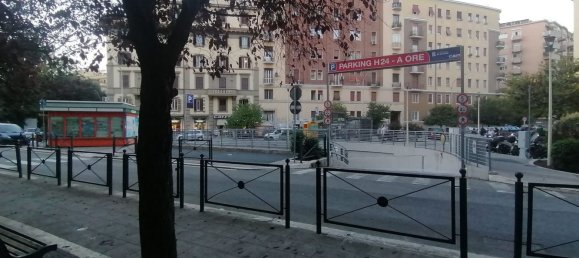 4 rooms Apartment in Rome, Italy No. 200142 2