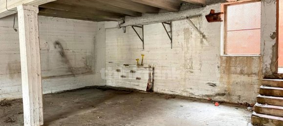 7 rooms Villa in Comiso, Italy No. 92977 2