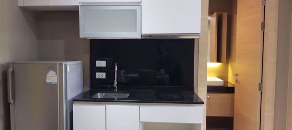 1 Schlafzimmer Eigentumswohnung in Bang Rak, Thailand, Nr. 10141 3