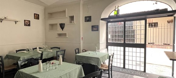 2 rooms Commercial property in Gaeta, Italy No. 262150 6