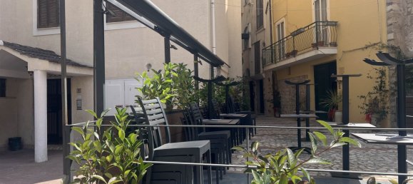 2 rooms Commercial property in Gaeta, Italy No. 262150 4