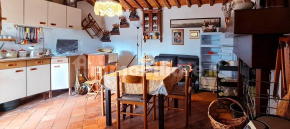 1 bedroom Apartment in Santa Fiora, Italy No. 335377 12