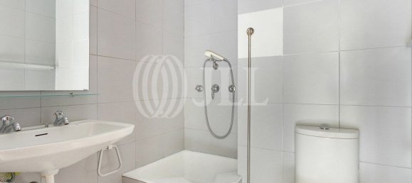3 bedrooms Apartment in Porto, Portugal No. 125778 22