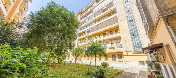 2 bedrooms Apartment in Rome, Italy No. 376270 16