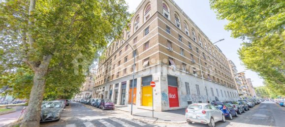 2 bedrooms Apartment in Rome, Italy No. 376270 23