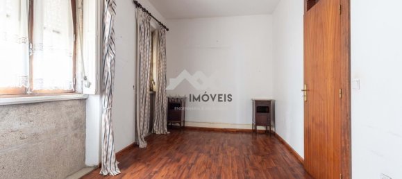 5 bedrooms Villa in Matosinhos, Portugal No. 140411 14