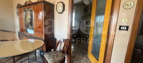 4 bedrooms Apartment in Torre Annunziata, Italy No. 341282 16