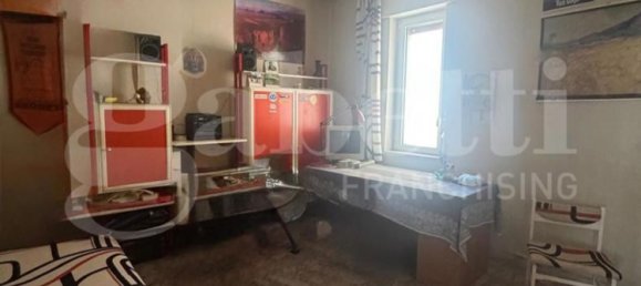 4 bedrooms Apartment in Torre Annunziata, Italy No. 341282 17