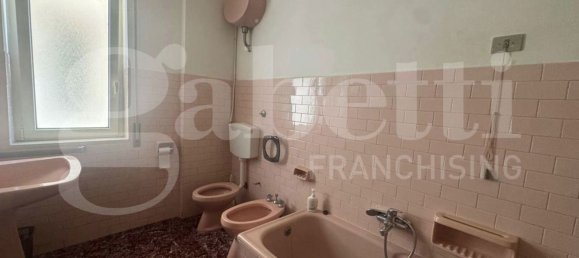 4 bedrooms Apartment in Torre Annunziata, Italy No. 341282 44