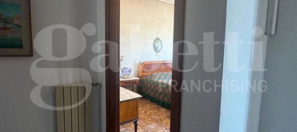 4 bedrooms Apartment in Torre Annunziata, Italy No. 341282 39