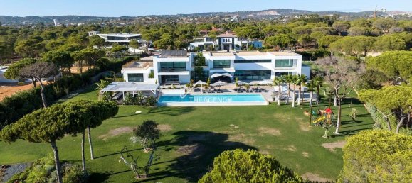 8 bedrooms House in Quarteira, Portugal No. 93304 2