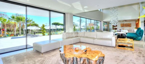 8 bedrooms House in Quarteira, Portugal No. 93304 10