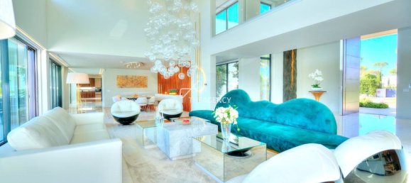 8 bedrooms House in Quarteira, Portugal No. 93304 7