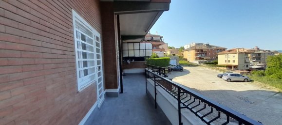 3 rooms Apartment in Bracciano, Italy No. 298304 5