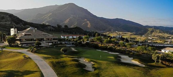 Dúplex de 4 dormitorios en Estepona, Spain No. 190877 9